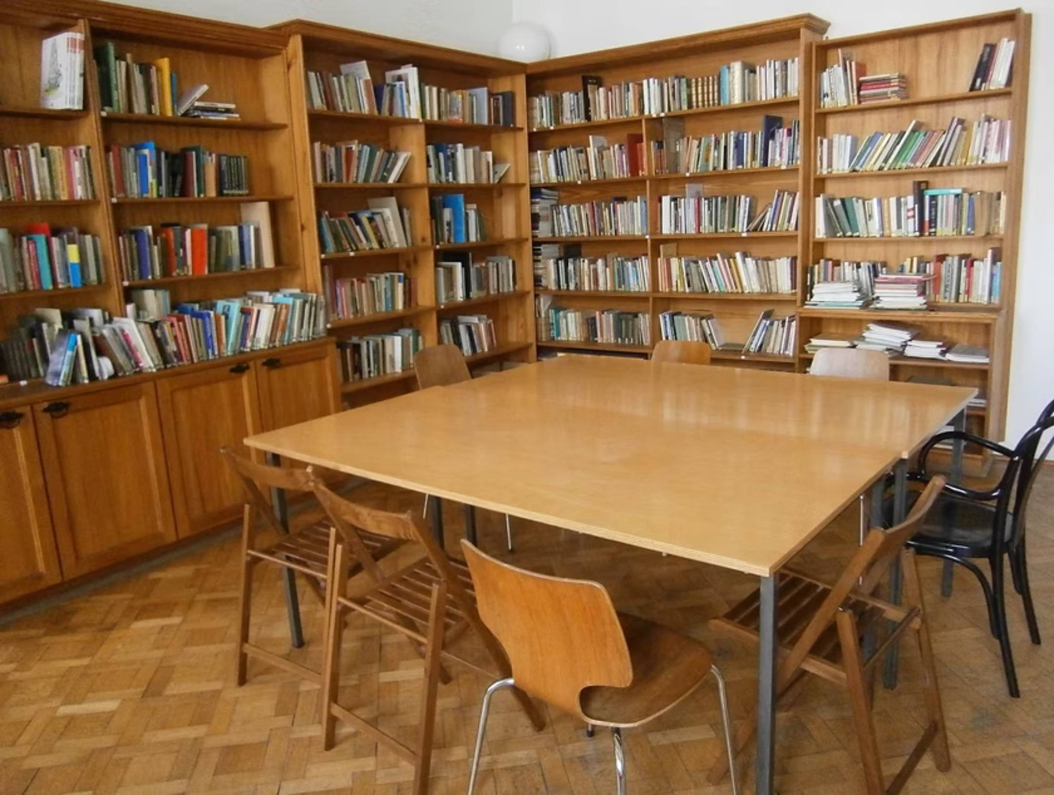 Bibliotheksraum